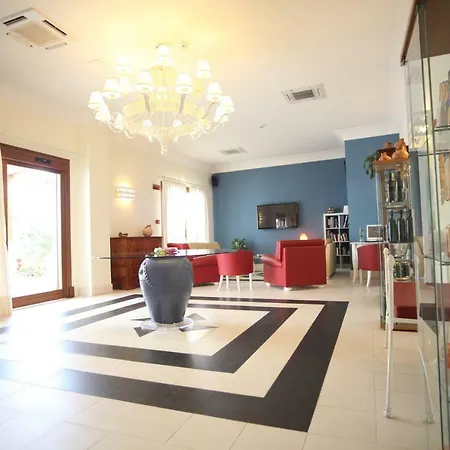 Charming Al Porto Ξενοδοχείο 4*