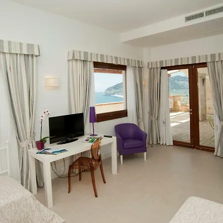 Charming Al Porto 4* Mattinata